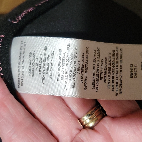 Calvin Klein Performance coat - Picture 9 of 9